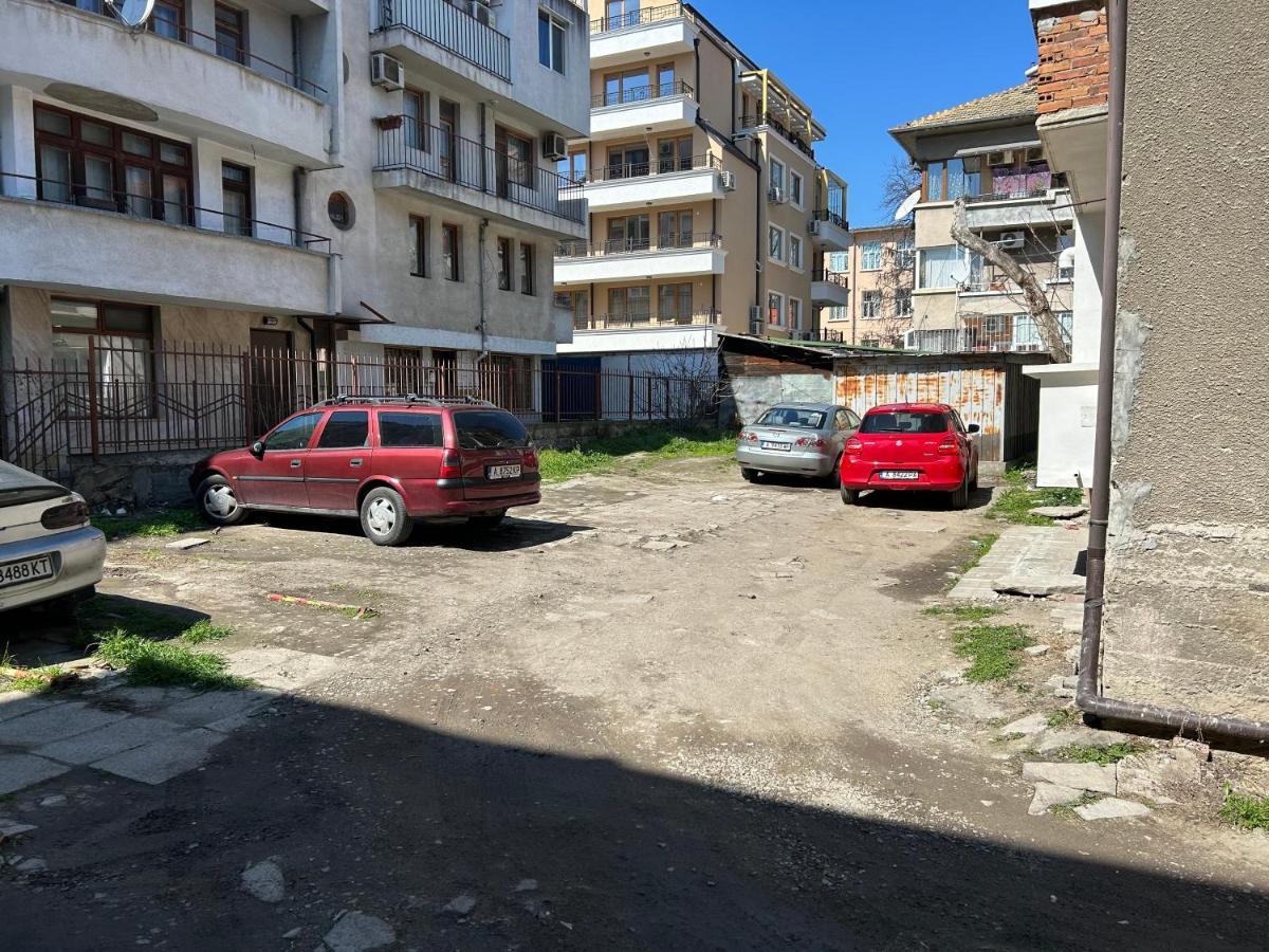 Niya Bourgas Appartamento Burgas